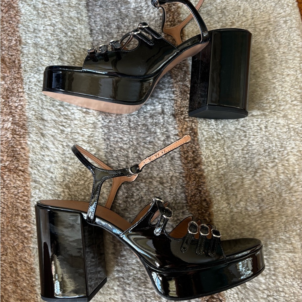 Glossy Black Platform Heels